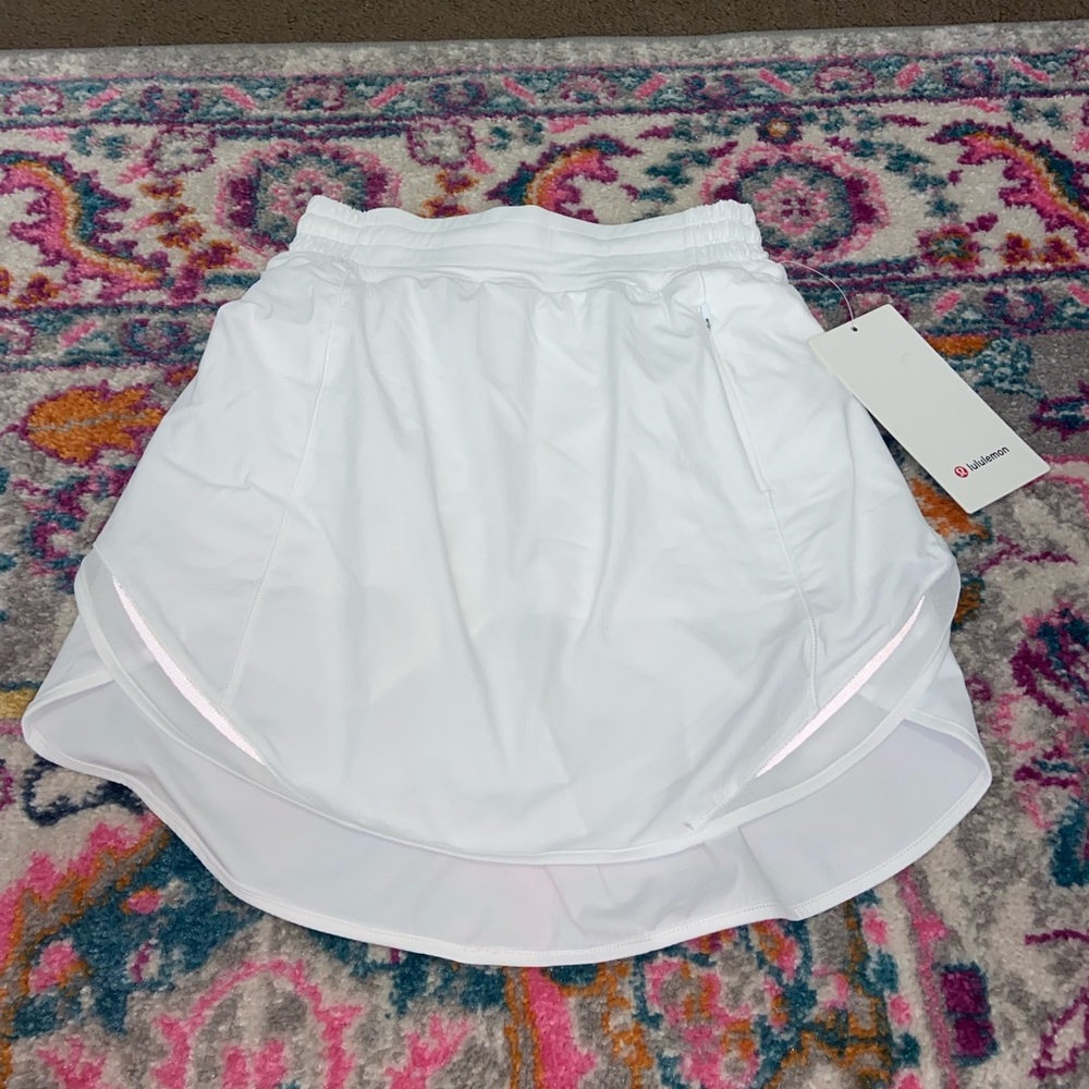 brand new with tags lululemon hotty hot skirt